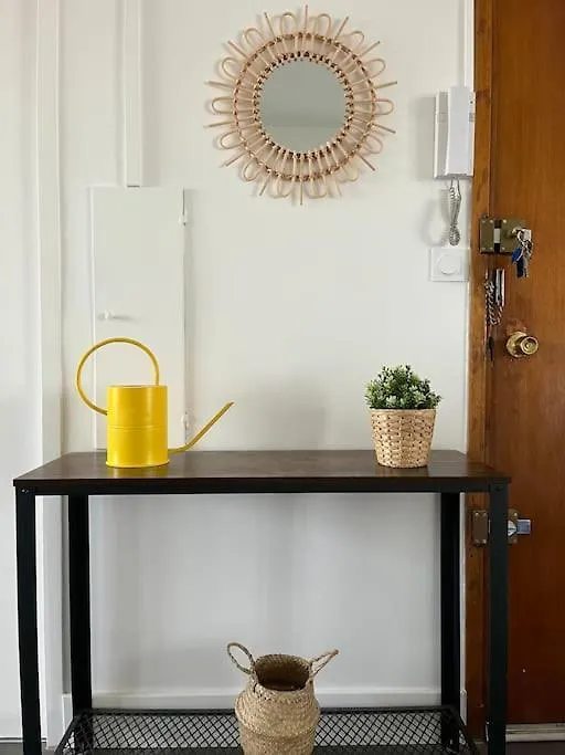 Chambre Privee Dans Un Appartement Partage Villeurbanne 0*,  Francia